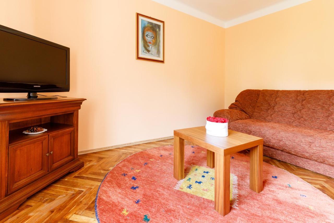 Apartments Tgm 11 카를로비바리 외부 사진