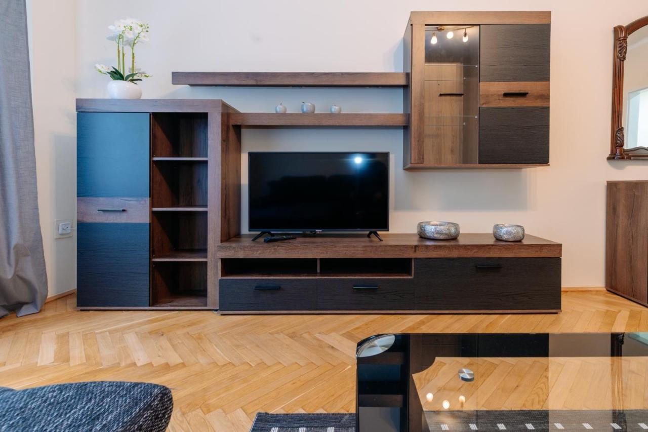 Apartments Tgm 11 카를로비바리 외부 사진