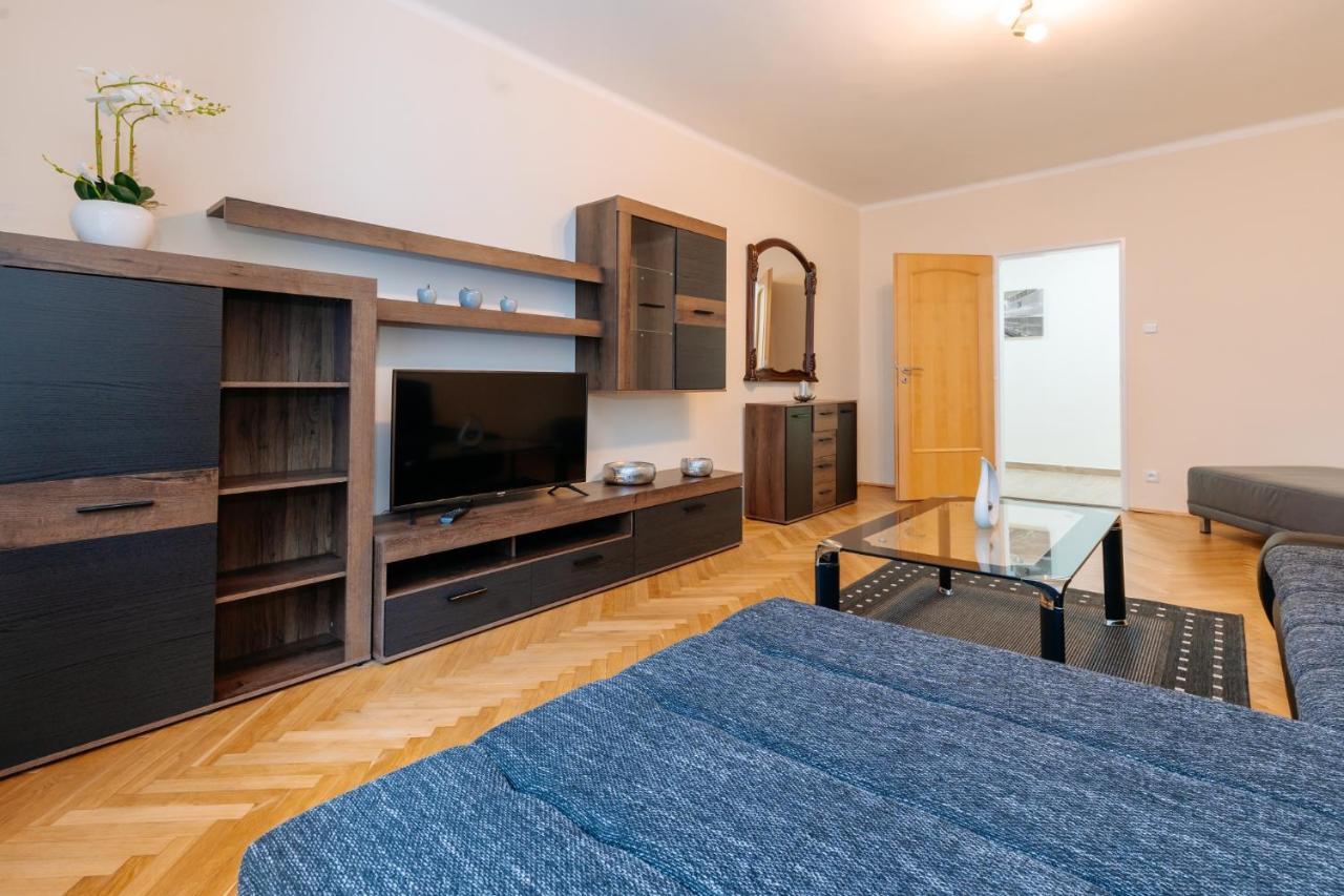 Apartments Tgm 11 카를로비바리 외부 사진