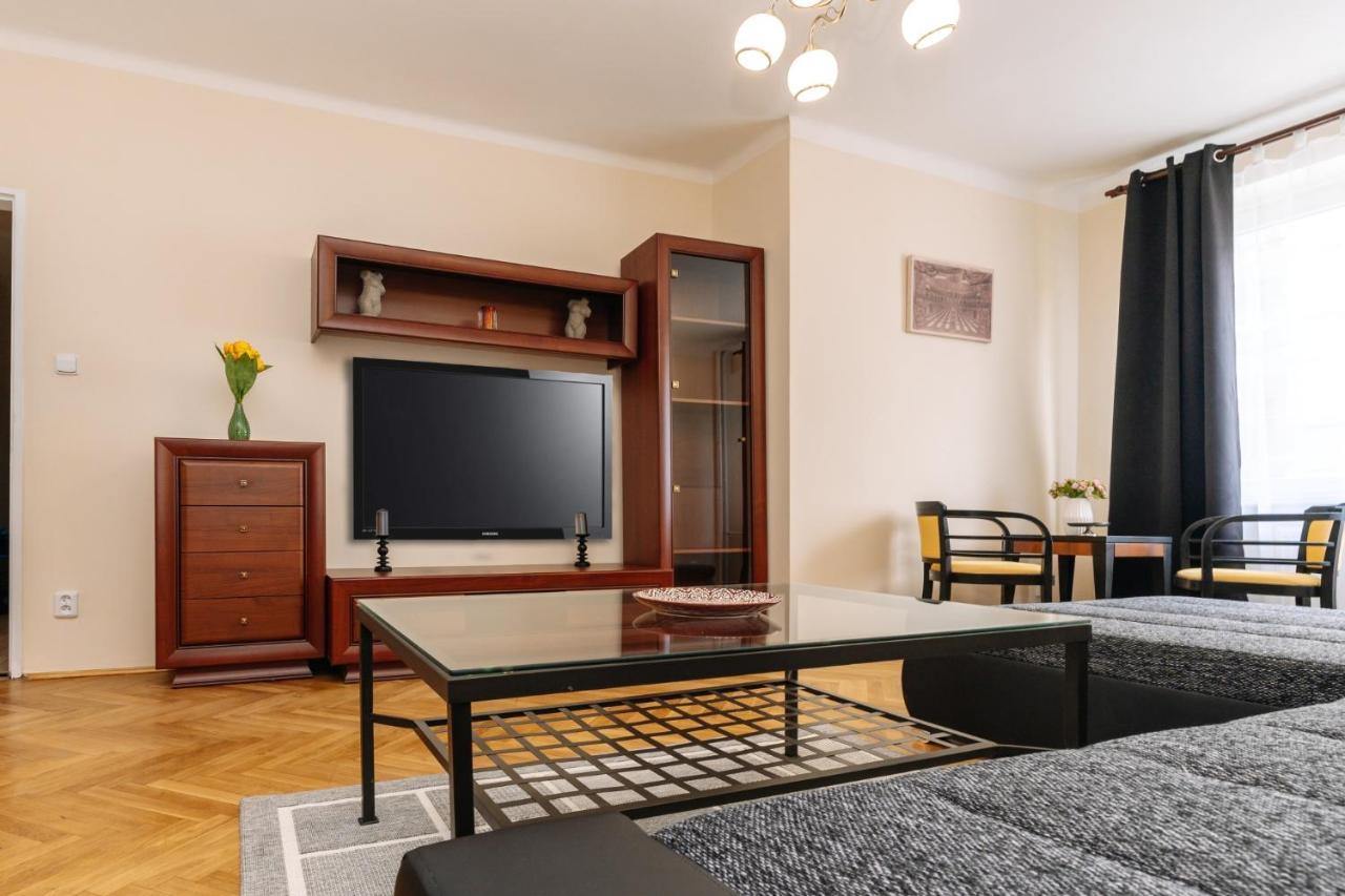 Apartments Tgm 11 카를로비바리 외부 사진