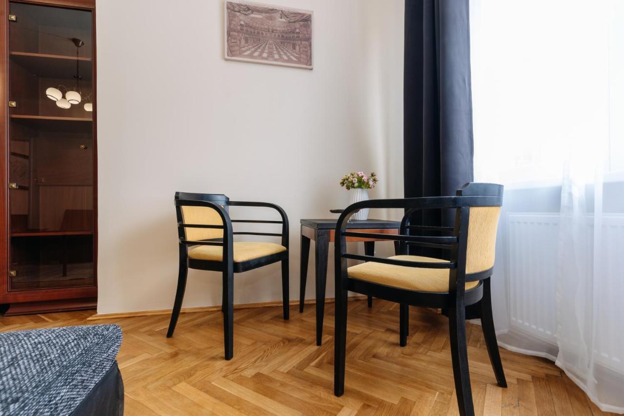 Apartments Tgm 11 카를로비바리 외부 사진