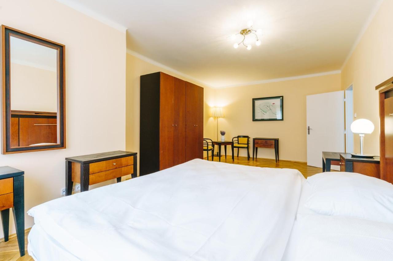 Apartments Tgm 11 카를로비바리 외부 사진