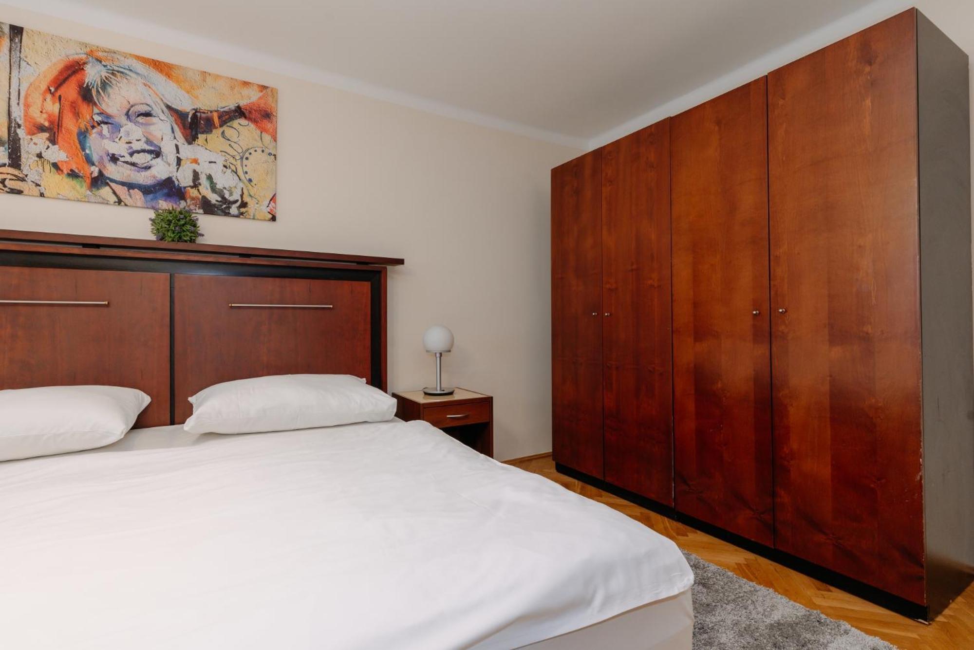 Apartments Tgm 11 카를로비바리 외부 사진