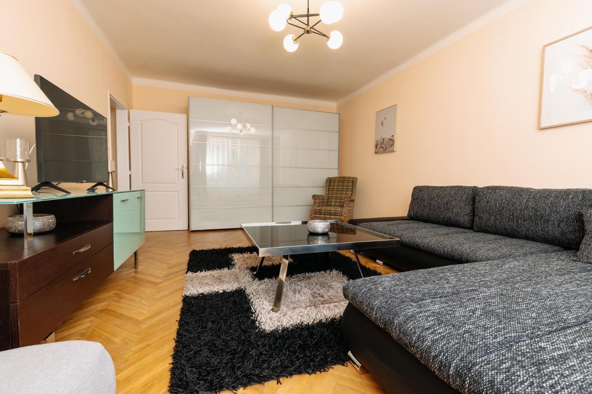 Apartments Tgm 11 카를로비바리 외부 사진